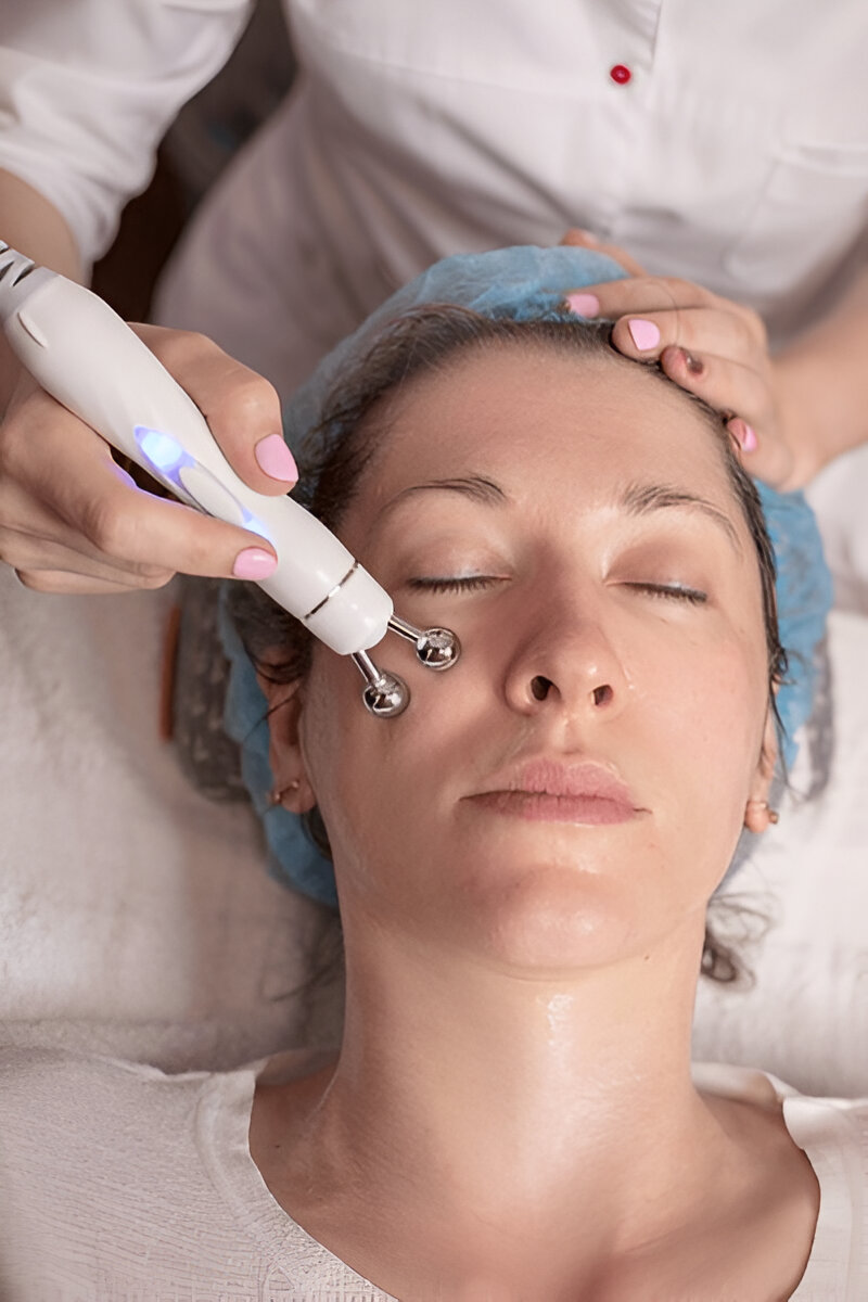 FACIAL FACIAL